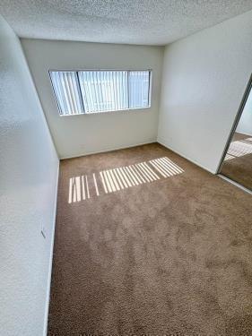 18144 Burbank Blvd, Tarzana, CA 91356