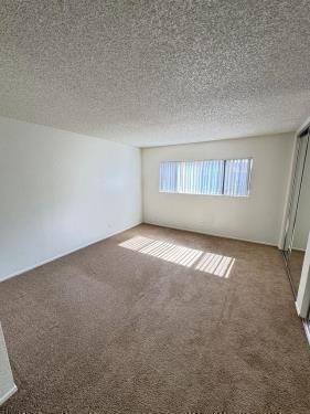 18144 Burbank Blvd, Tarzana, CA 91356
