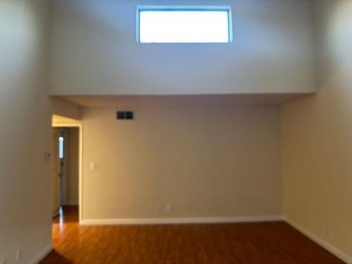 18144 Burbank Blvd, Tarzana, CA 91356
