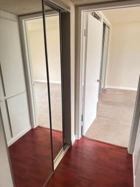 18144 Burbank Blvd, Tarzana, CA 91356