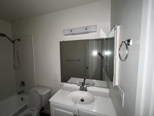 15751 Ryon ave, Bellflower, CA 90706