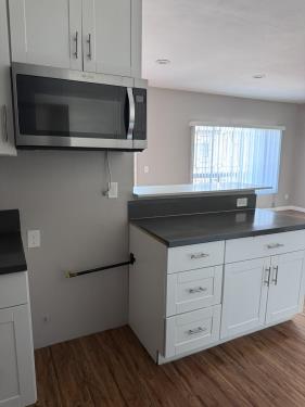 6819 Laurel Canyon Blvd., North Hollywood, CA 91605