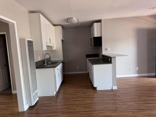 6819 Laurel Canyon Blvd., North Hollywood, CA 91605