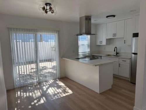 1601-1801 E 15th Street, newport beach, CA 92663