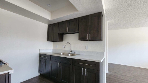 663 W 5th St, San Pedro, CA 90731