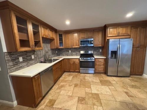 707 Shalimar Dr, Costa Mesa, CA 92627