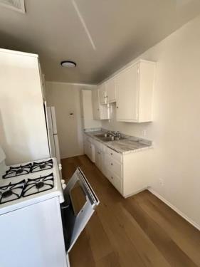 11126 Huston St, North Hollywood, CA 91601