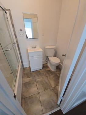 65 Roswell Ave., Long Beach, CA 90813