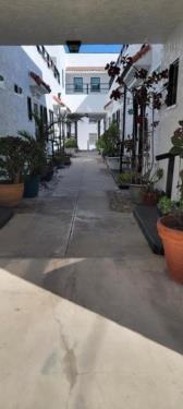 65 Roswell Ave., Long Beach, CA 90813