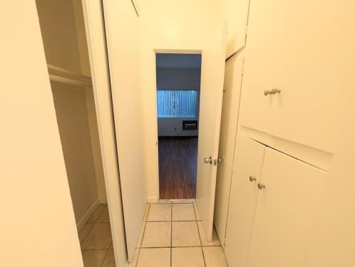 6737 Denny Ave., North Hollywood, CA 91606