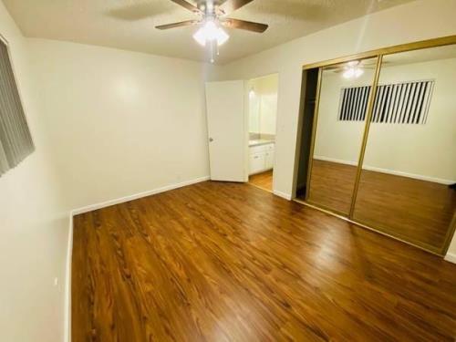 4342 West 130th St, Hawthorne, CA 90250