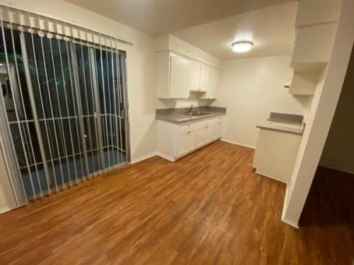 4342 West 130th St, Hawthorne, CA 90250