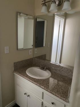 4342 West 130th St, Hawthorne, CA 90250