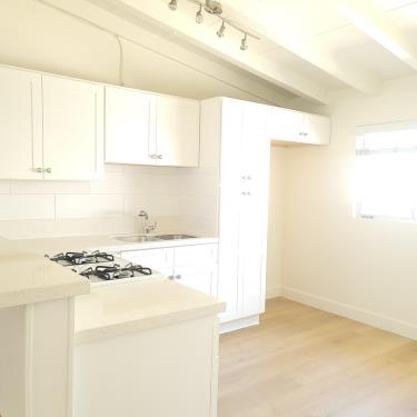 1111-15 W. Fay Ln., Anaheim, CA 92805