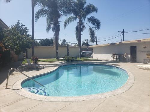 16201 Ganges Ln., Huntington Beach, CA 92647