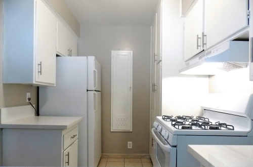 855 W. Huntington Drive, Arcadia, CA 91007
