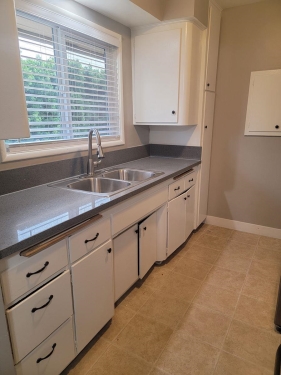 855 W. Huntington Drive, Arcadia, CA 91007
