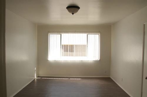 1425 E. Appleton St., Long Beach, CA 90802