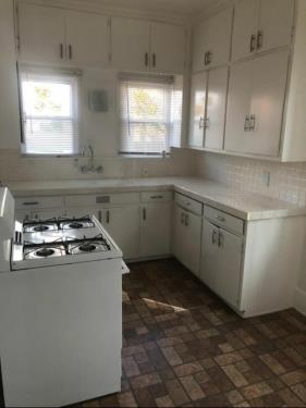 1325-1333 E 3rd St, Long Beach, CA 90802