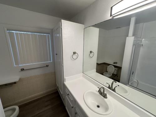 220 Miramar Ave, Long Beach, CA 90803