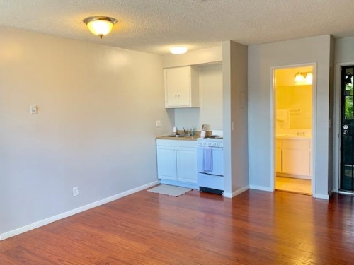 2450 E. 6th Street, Long Beach, CA 90814