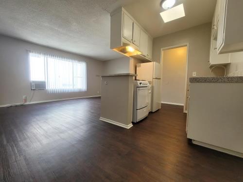 3731 Canfield Ave, Los Angeles, CA 90034