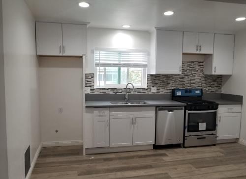 4181 Duquesne Ave, Culver City, CA 90232