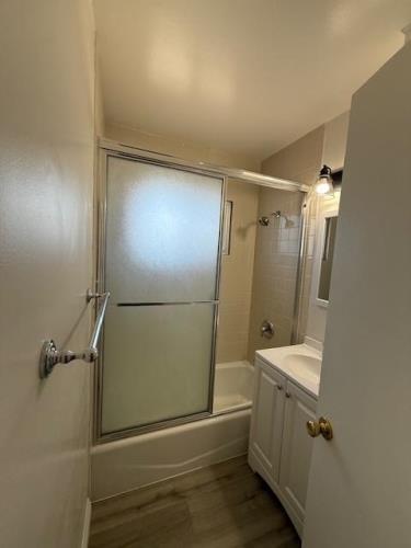 16711 Civic Center Dr, Bellflower, CA 90706