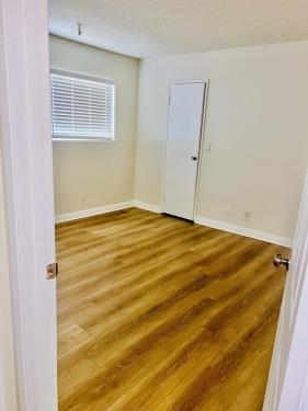 19925 Roscoe Ave., Winnetka, CA 91306
