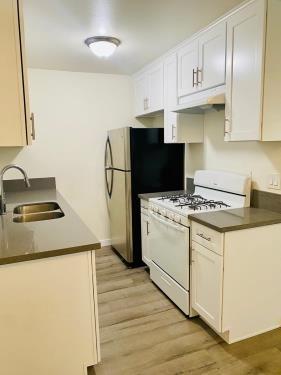 19925 Roscoe Ave., Winnetka, CA 91306