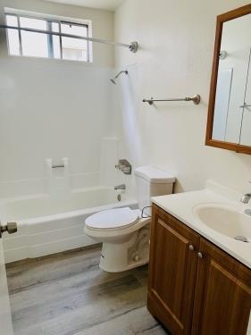 19925 Roscoe Ave., Winnetka, CA 91306