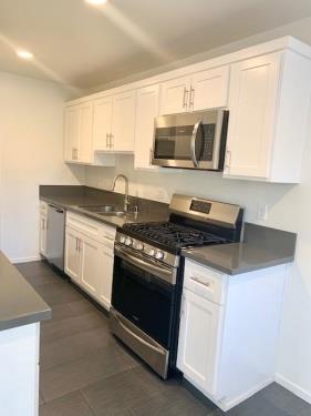 125 Cherry Ave, Long Beach, CA 90802