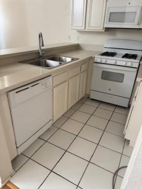 14459 Benefit St, Sherman Oaks, CA 91423