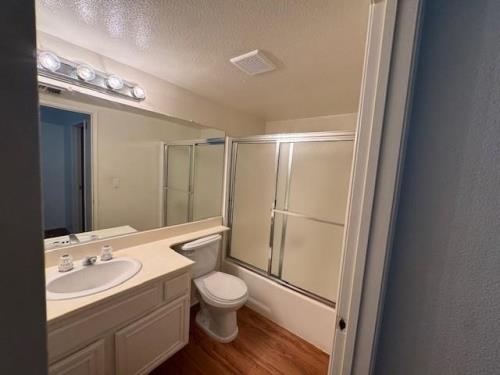 14459 Benefit St, Sherman Oaks, CA 91423