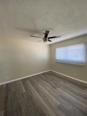6434 Shirley Ave, Reseda, CA 91335