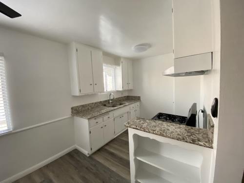 6434 Shirley Ave, Reseda, CA 91335