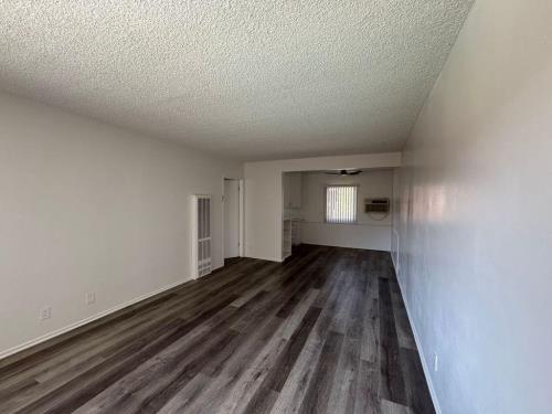 6521-27 Shirley Ave, Reseda, CA 91335