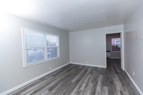 1094 Cherry Ave, Long Beach, CA 90813