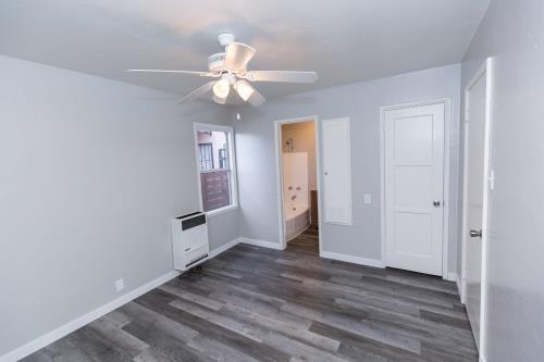 1094 Cherry Ave, Long Beach, CA 90813