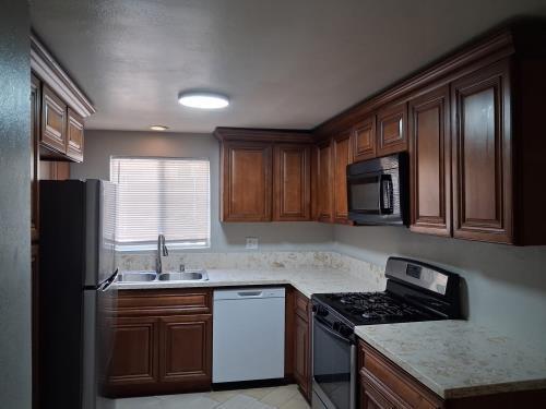 915 Paseo Grande, Corona, CA 92882