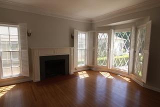 134 North Kings Road, Los Angeles, CA 90048