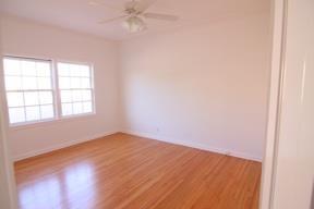 134 North Kings Road, Los Angeles, CA 90048