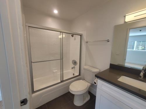 9646 Lucerne Ave, Culver City, CA 90232