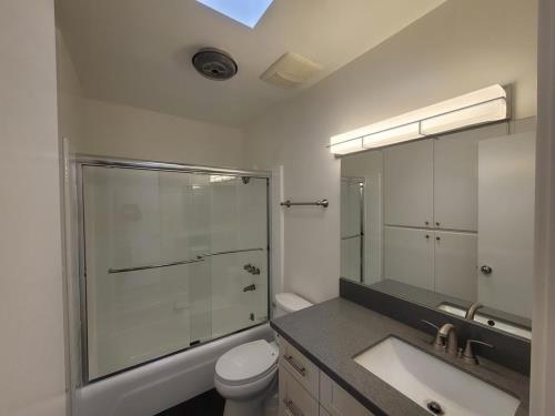 9646 Lucerne Ave, Culver City, CA 90232