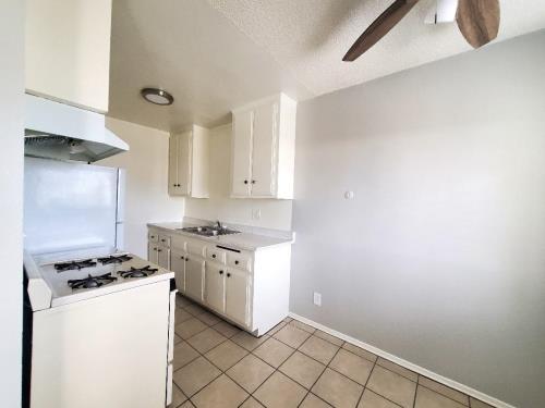 2346 W. 18th St, Los Angeles, CA 90019