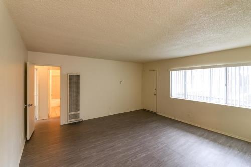 2346 W. 18th St, Los Angeles, CA 90019