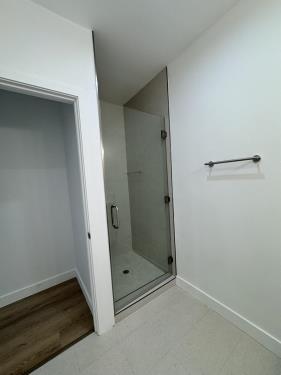 11810 Mayfield Ave, Los Angeles, CA 90049