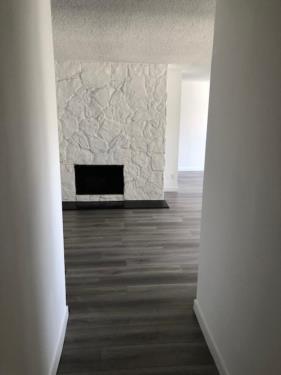 11810 Mayfield Ave, Los Angeles, CA 90049