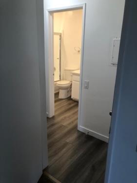 11810 Mayfield Ave, Los Angeles, CA 90049