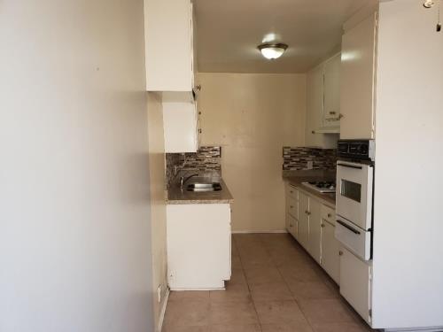 1437 E Windsor RD, Glendale, CA 91205